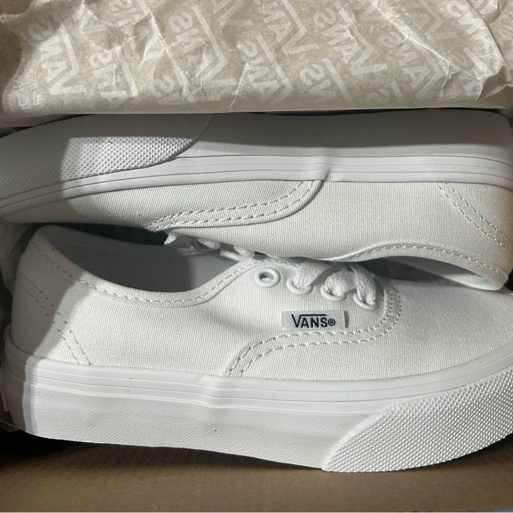 Vans • Authentic Sneakers • True White • Little Kids/Youth 12 NWT 👟✨ - Picture 7 of 8